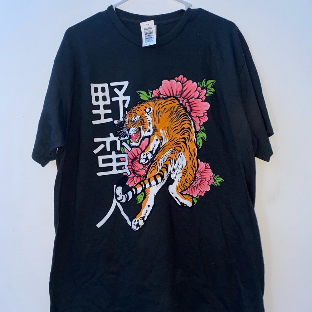 black tiger tee